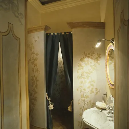 Apartment Casa Raiola By Caprirooms *