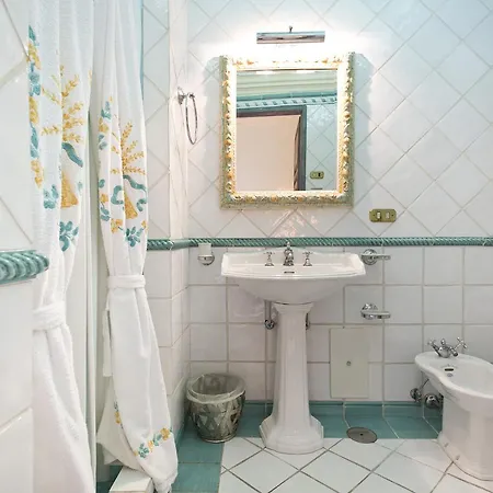 Casa Raiola By Caprirooms Capri