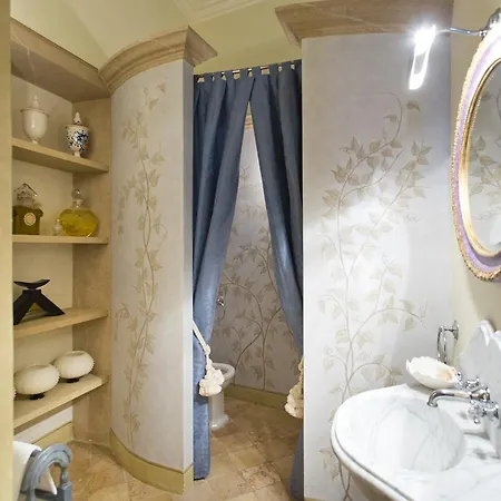 Apartment Casa Raiola By Caprirooms